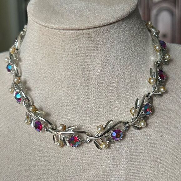 Vtg AB Crystal Choker Necklace Silver-tone Blue Aurora Borealis & Pearl Beads - Picture 3 of 11